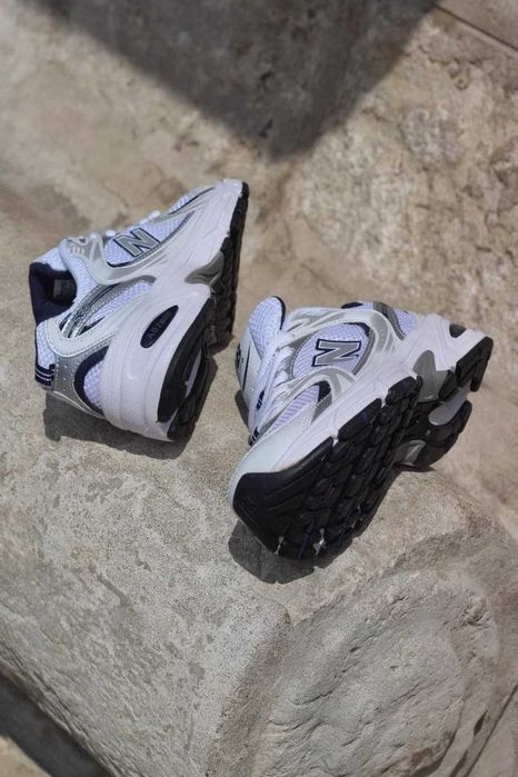 New Balance 530 Silver