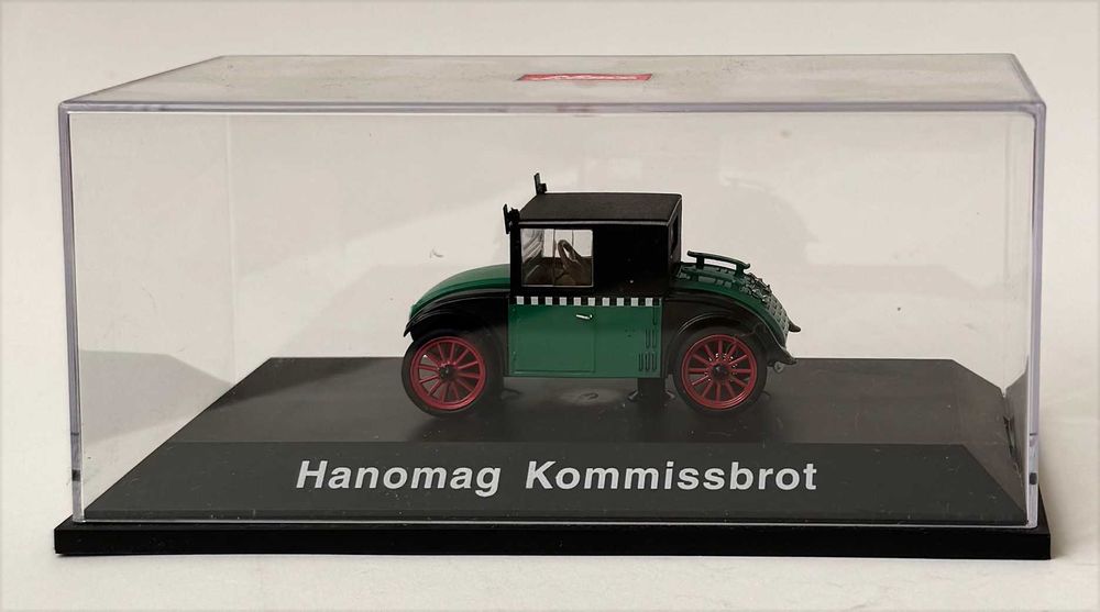 SCHUCO_Ref 02976 Hanomag Kommissbrot. Escala 1/43. Como novo.