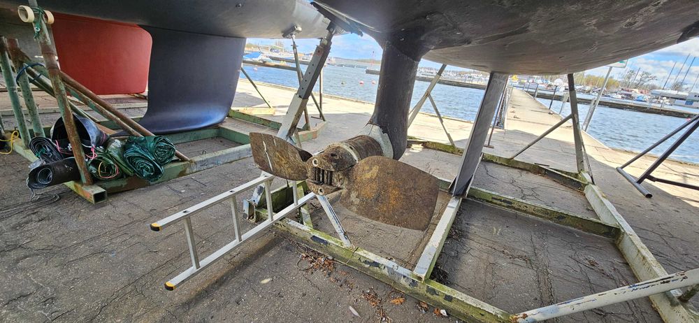 Pełnomorski jacht CARTER 30 s/y Atuin Świeży silnik