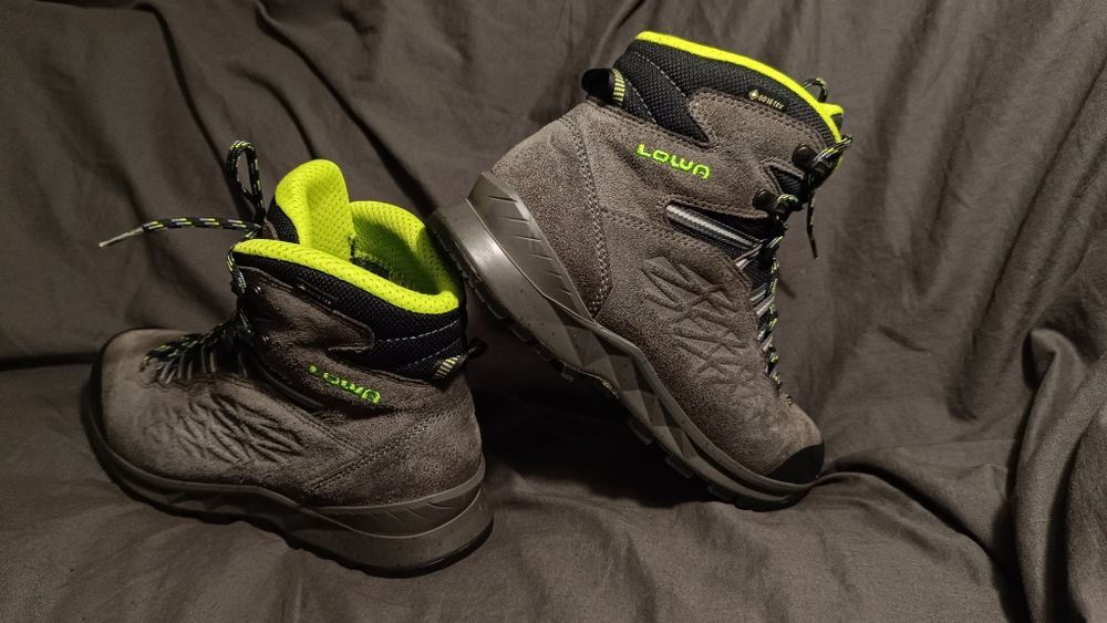 LOWA Explorer GTX gore -tex