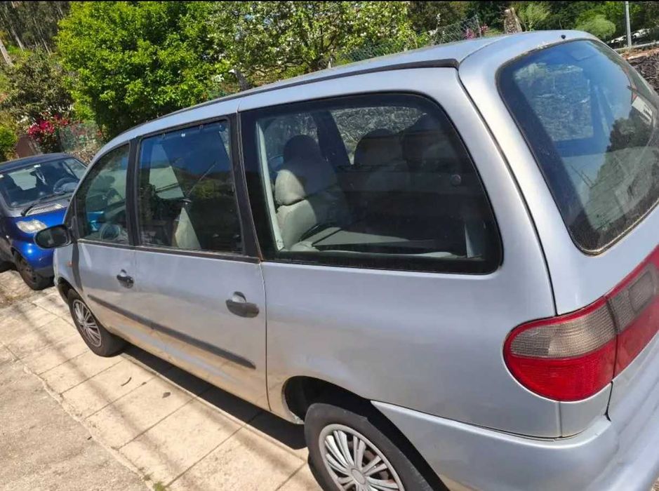 Ford Galaxy 1.9