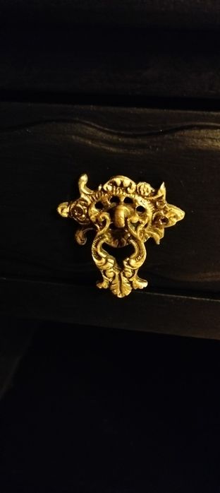 Mesa de cabeceira Barroco Luís xv (impecável) (ver desconto no texto)