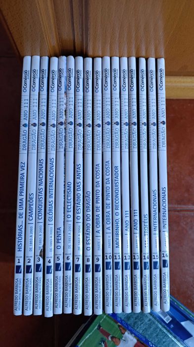 Coleção de revistas/livros História Oficial do FC Porto