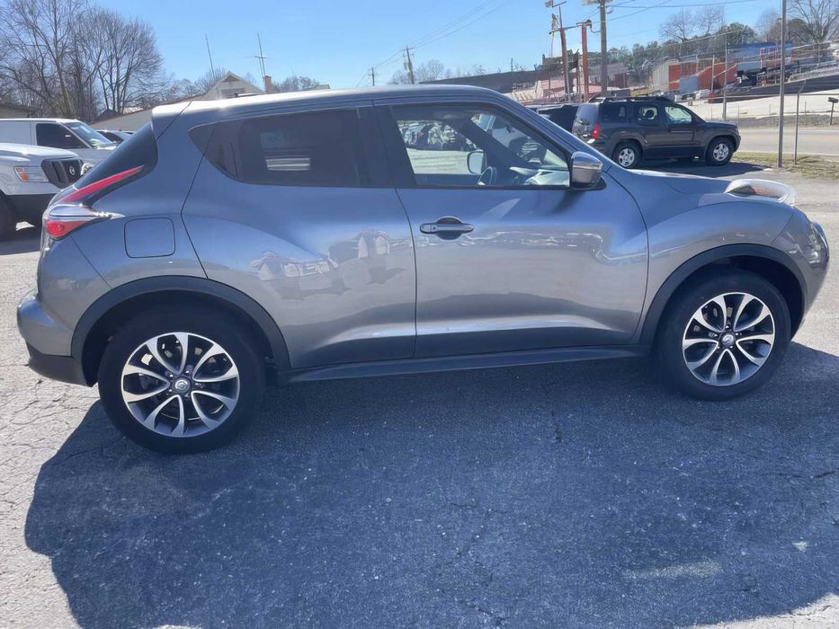 Nissan JUKE S      2017