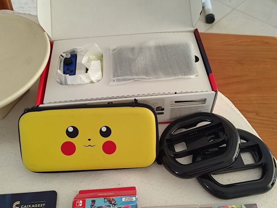 Nintendo switch com jogos e acessórios