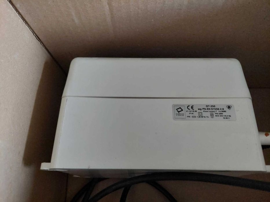 TRANSFORMATOR OT 250 VA / T 230/24V IP44 134X195X135MM