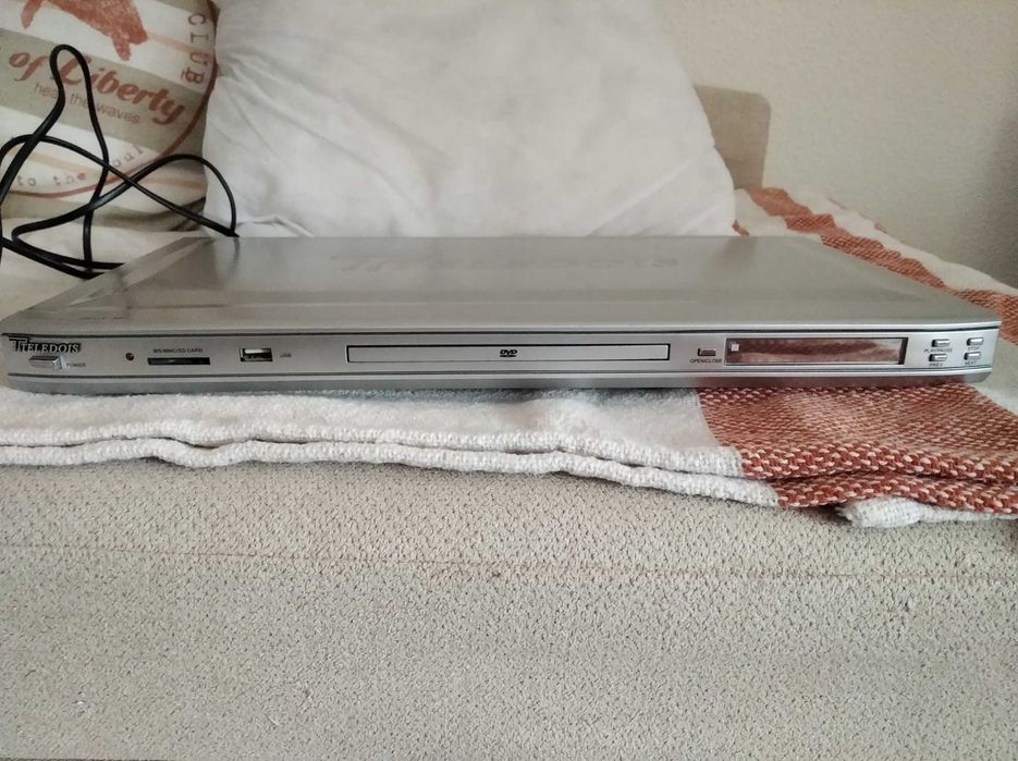 Conjunto de 3 DVD Players