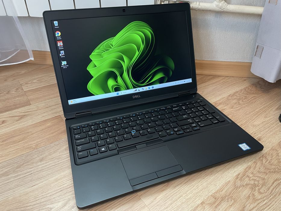 Dell Latitude 5590 i7-8650u NVIDIA MX130 8/256GB SSD 15,6" IPS