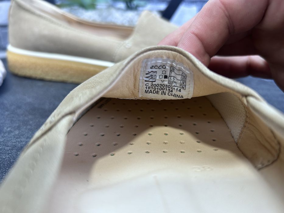 Красиві, стильні, шкіряні сліпони бренду ЕССО.