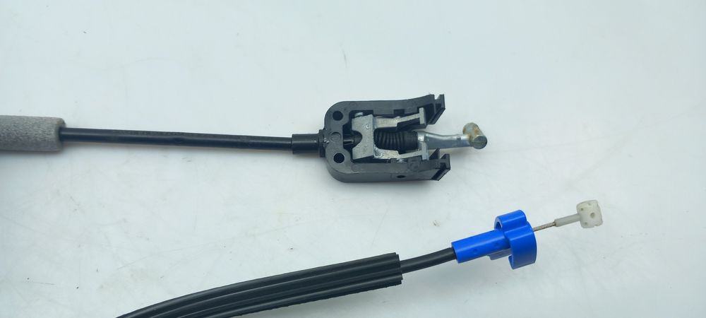 Fechadura / fecho porta trás esquerdo SEAT Leon (5F1)