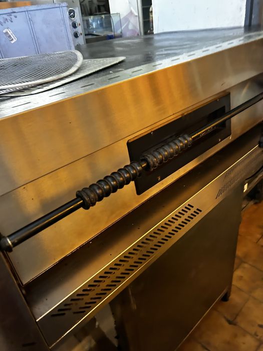 Forno pizza a gaz capcidade 6 pizzas