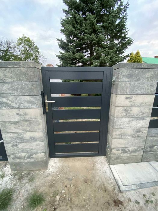 Ogrodzenie plisadowe panelowe nowoczesne aluminiowe