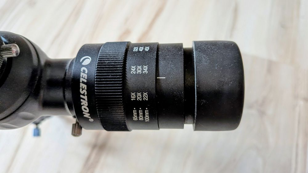 Teleskop Celestron AstroMaster 70EQ