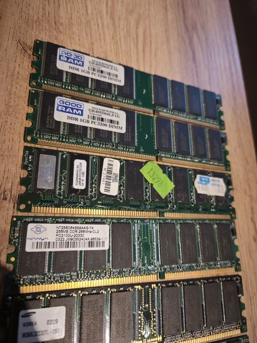 Moduły pamięci DDR1