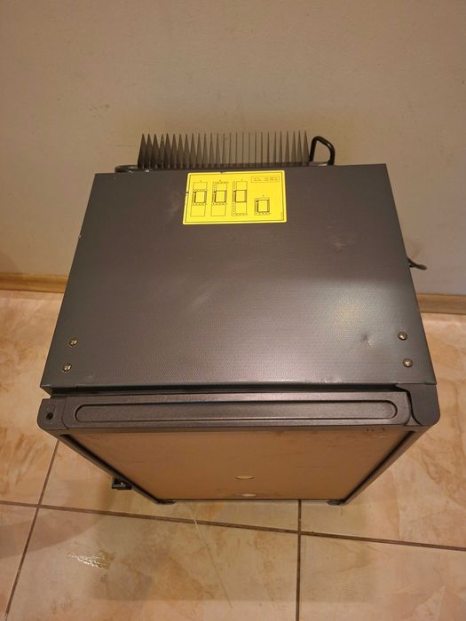lodówka absorpcyjna mała ,Dometic 230V
