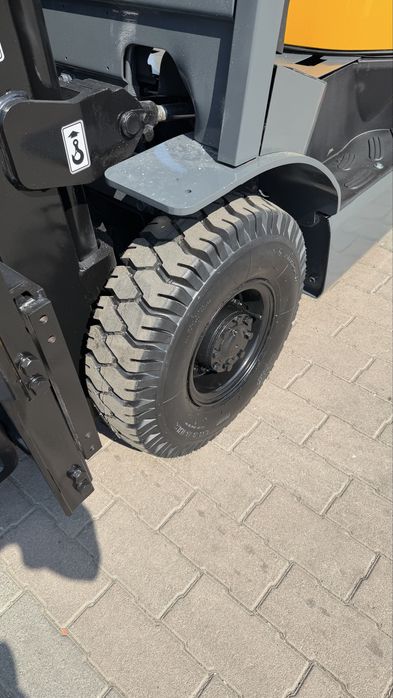 Навантажувач TCM FD-15 Diesel Погрузчик