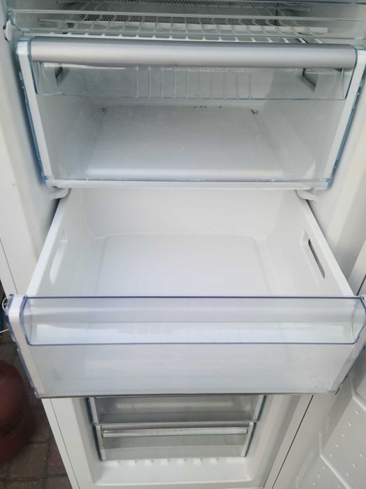Bosch NO frost Морозильна камера