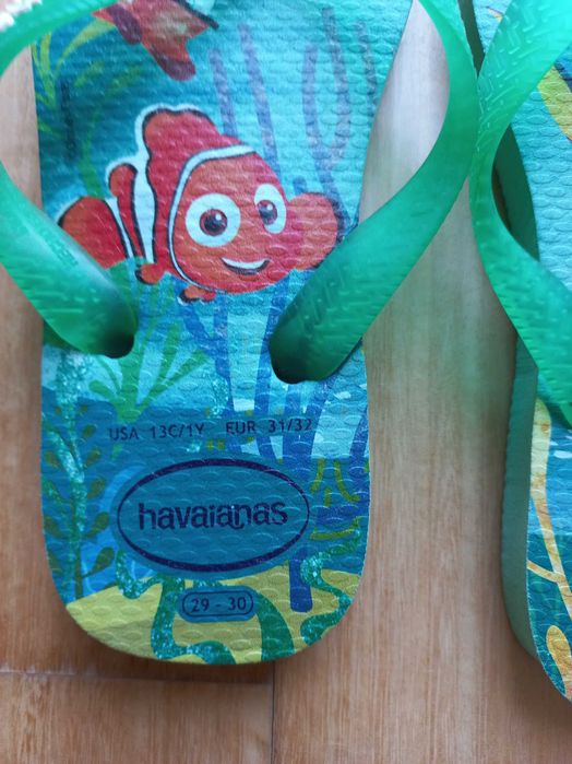 2 pares Havaianas NOVAS - nr 29/30