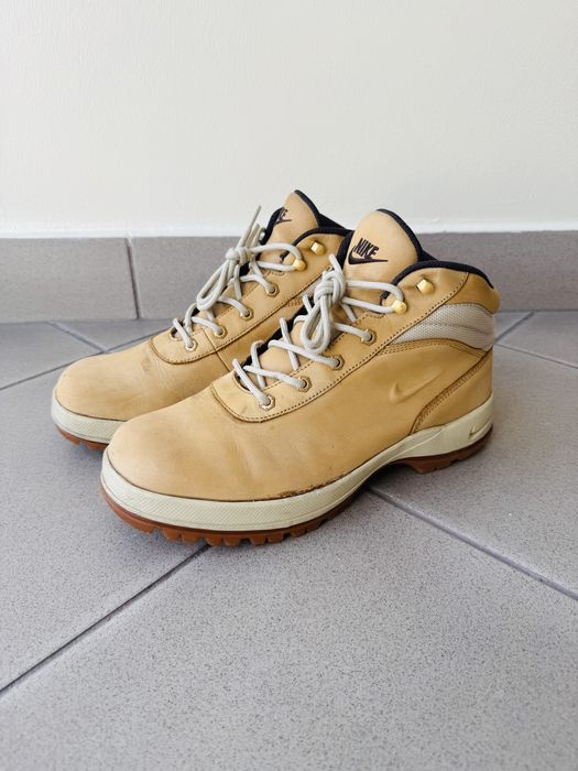 Buty zimowe Nike Manoa - rozmiar 44,5 - stan zadowalający