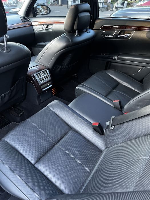 W221 S550 4Matic