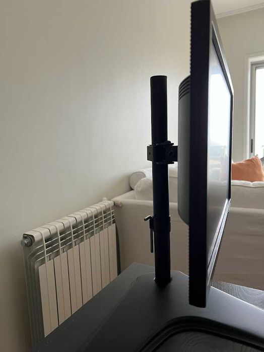 Monitor Acer V6 V226hqlbbd 21.5" Led com Suporte Móvel VESA