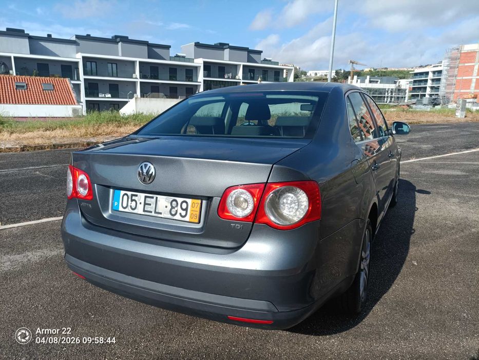 vw jetta 1.9 tdi bxe 633mil km (mistura gasóleo no óleo)