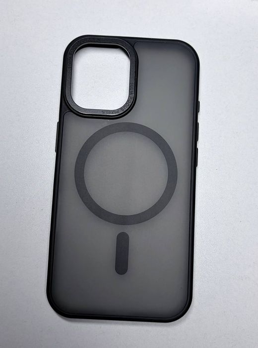 Чохол на IPhone 14 pro,17й