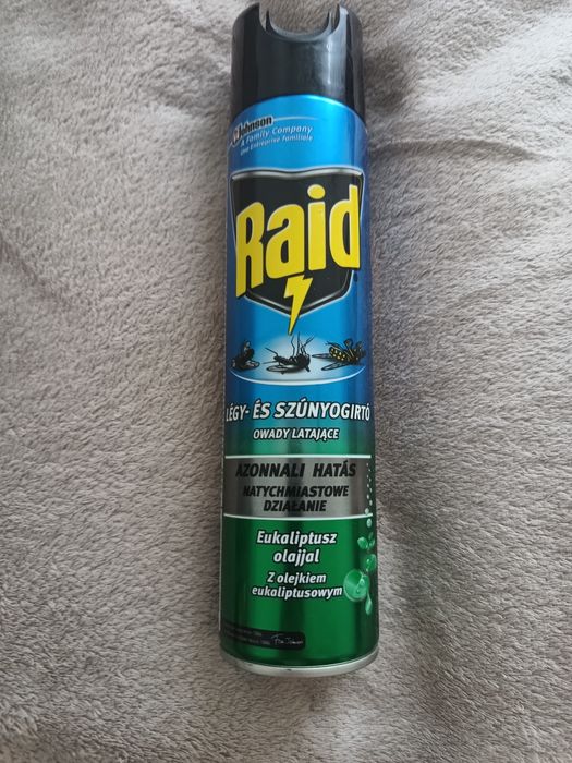 Spray RAID przeciw owadom latającym