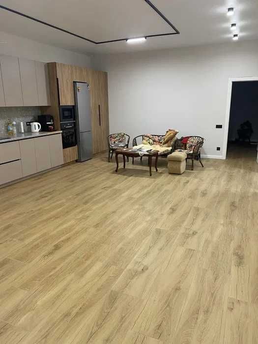 (13) Продам новий будинок в Сухому Лимані