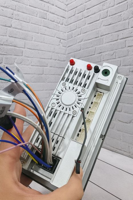 Магнітола Mekede  Opel Vectra C Astra H Zafira B Combo Meriva Vivaro C