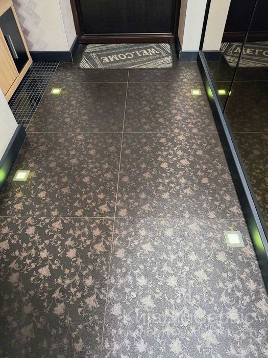 Продаж 2к квартири Госпітальна 2 Центр Печерський