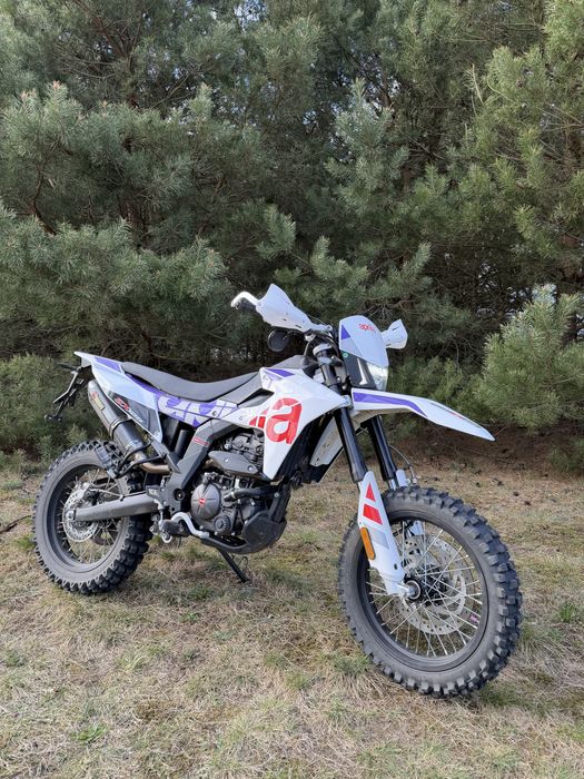 Aprilia sx 125 opony przod tyl + detki