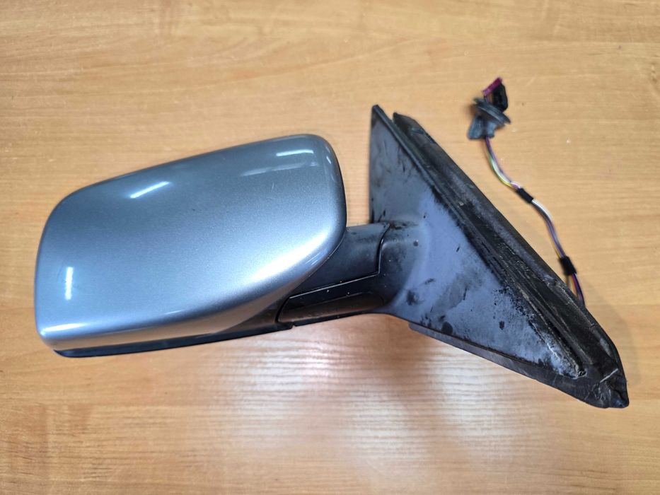 BMW 5 E60 E61 Lusterko Zewnętrzne Prawe Lewe 7 PIN Ele. Składane A08/7