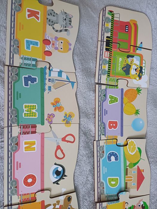 Edukacyjny Drewniany pociąg alfabet puzzle