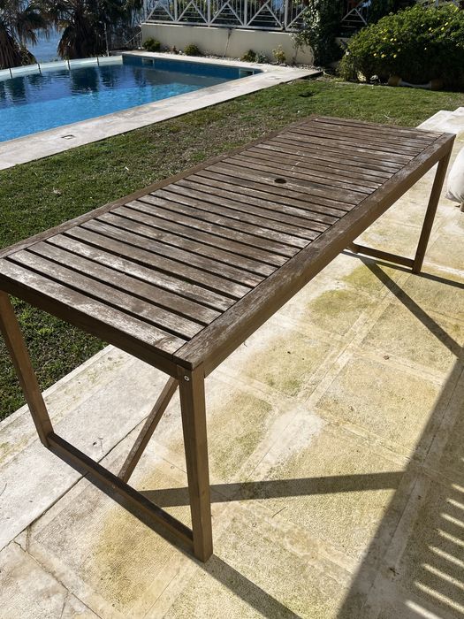 Mesa Jardim Madeira para 6-8 pessoas – 25€