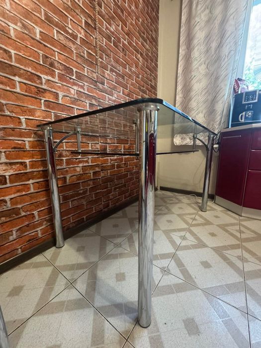 Стіл обідній скляний прямокутний