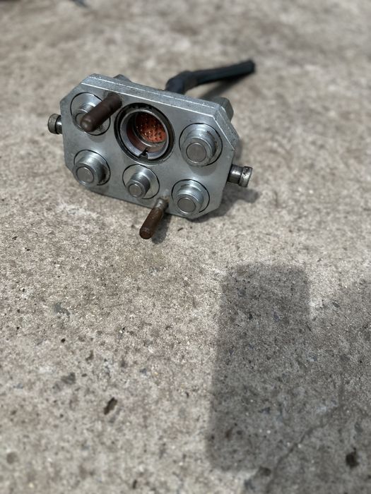 JohnDeere запчастини жатки гідрофлекс