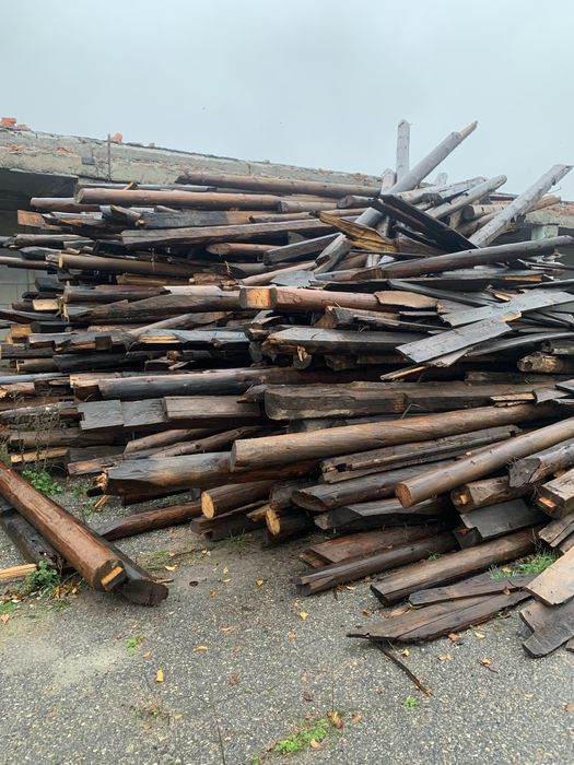 Продам дрова с разборки здания