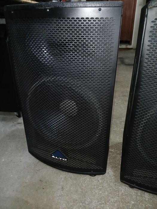 Colunas de São marca alto em bom estado