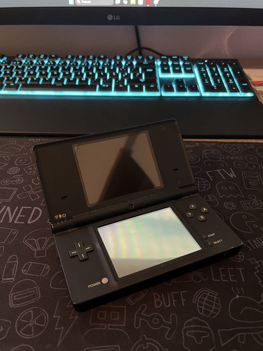 Nintendo DSI + Acessórios (ver última foto)