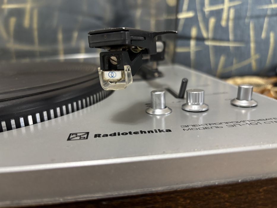 Радиотехника ЭП-101, Radiotehnika ЭП-101