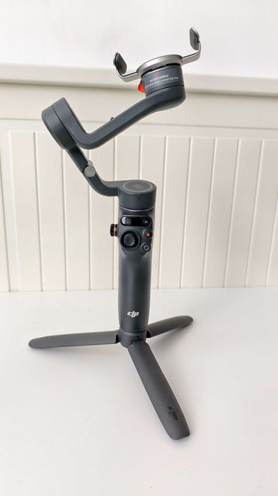 DJI Osmo Mobile 6