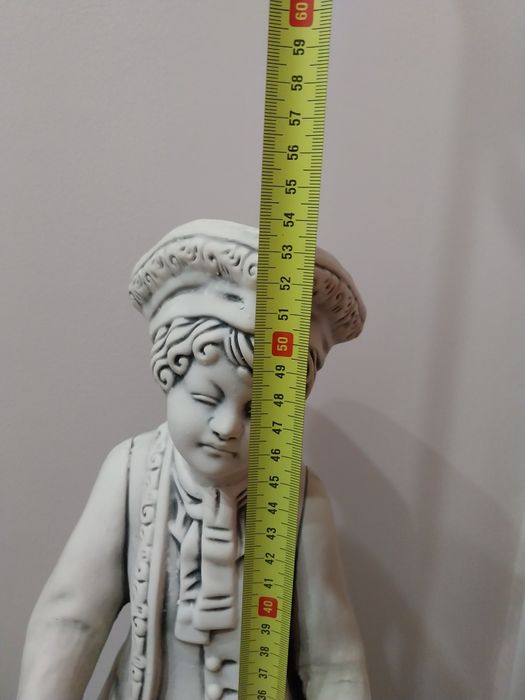 Estatueta louça "trovador"