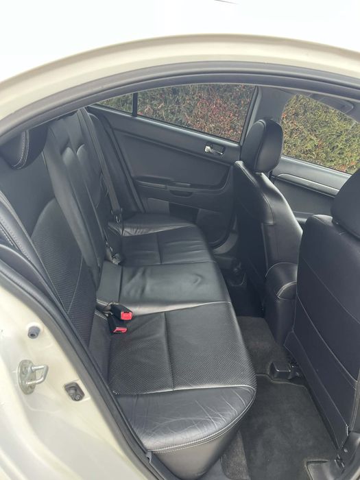 Mitshubishi lancer 1.8* STYL EVO *SUBBUFER