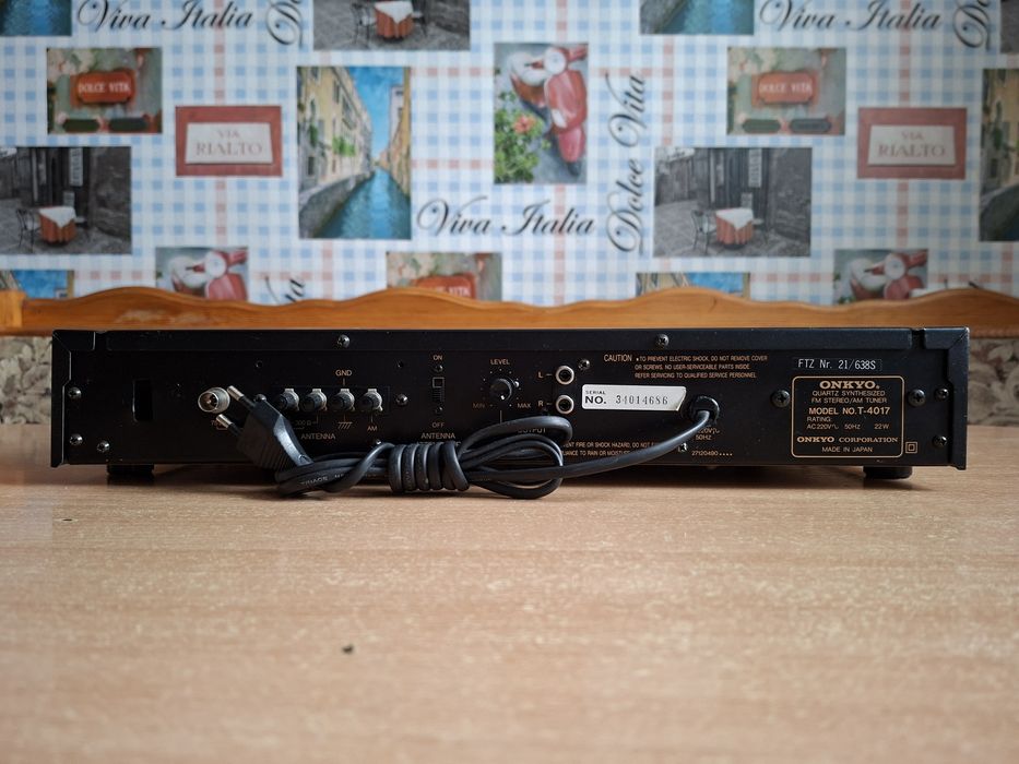 Японский винтажный стереотюнер Onkyo T-4017,FM/AM,гарантия!