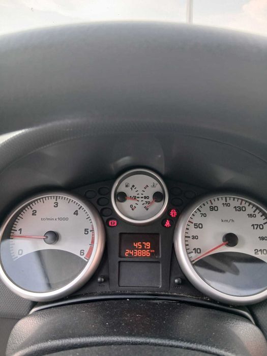 Vende-se peugeot 207