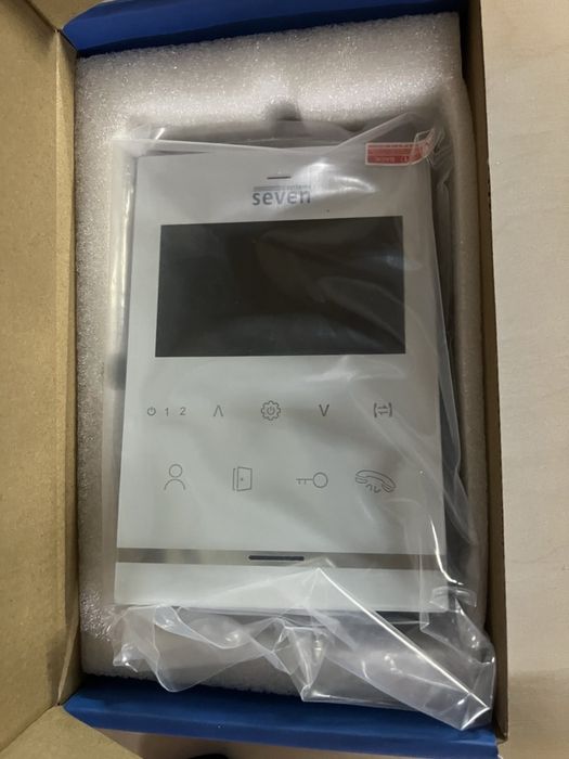 Відеодомофон 4 дюйми SEVEN DP–7541 white