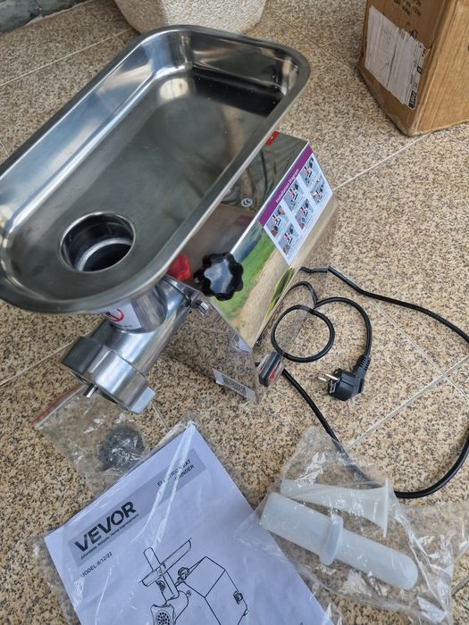 picador de carne elétrico (Electric Meat Grinder) da marca VEVOR.