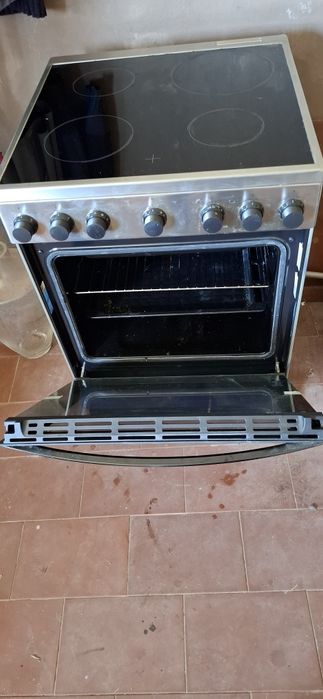 Fogão Indesit IS67V5PHX/E