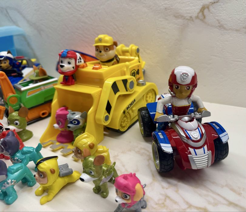 Psi Patrol pojazdy i figurki
